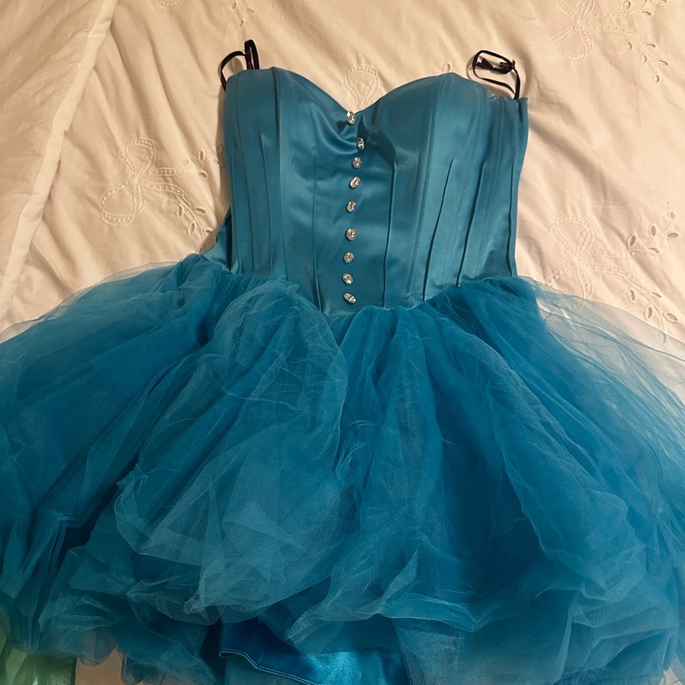 Deleting Vintage Betsey Johnson party dress